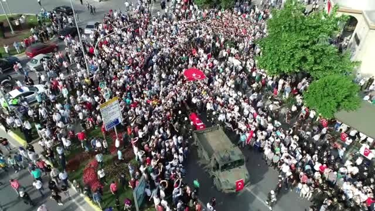 Şehit Piyade Uzman Çavuş Hayta, son yolculuğuna uğurlandı (3)