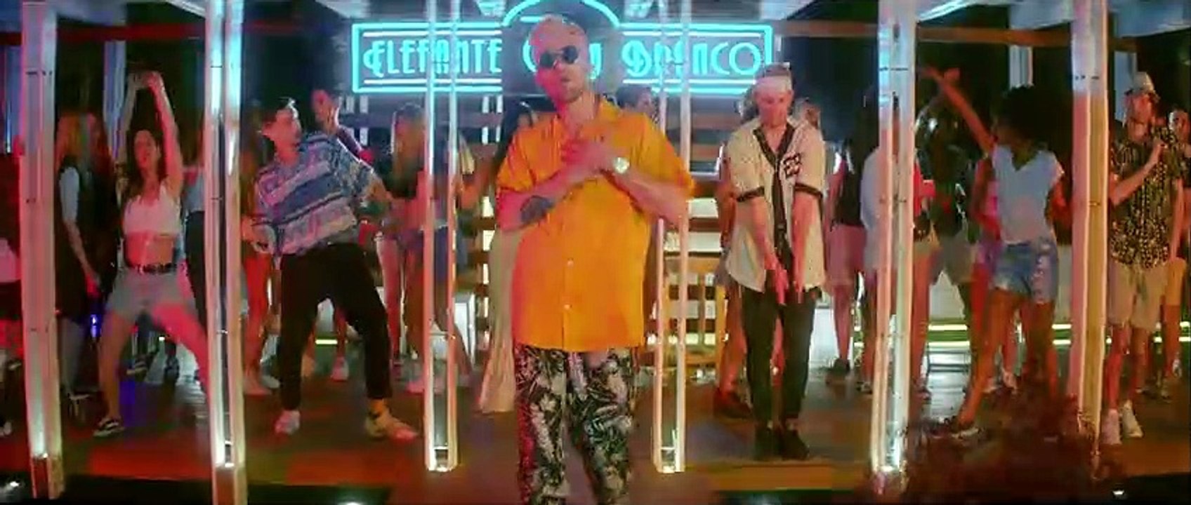 Squeezie ft Joyca - Bye Bye