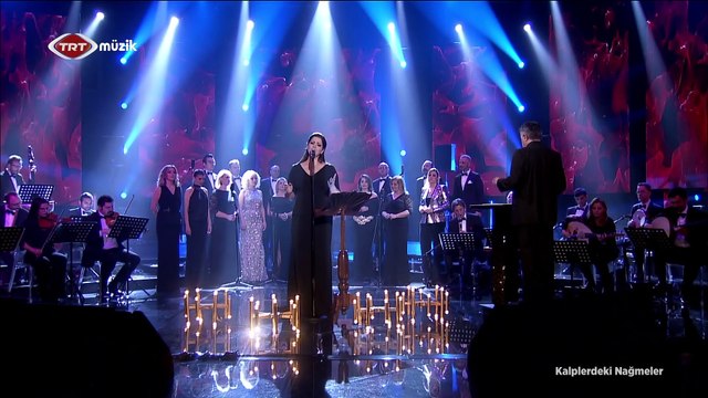 Berrin Şener : Bir Gül Çıkarırdım Sana Kalbimdeki Külden