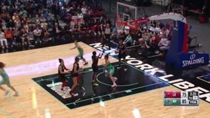 Tina Charles with 21 Points vs. Las Vegas Aces