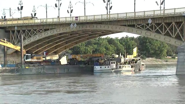 헝가리 침몰 유람선 이르면 오늘 인양 / YTN