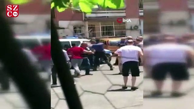 Adana'da bir kız çocuğuna cinsel istismarda bulunduğu ileri sürülen kişiye linç girişimini polis önledi