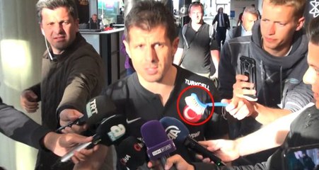 Demet Akalın, Milli Takıma yapılan saygısızlığa sitem etti