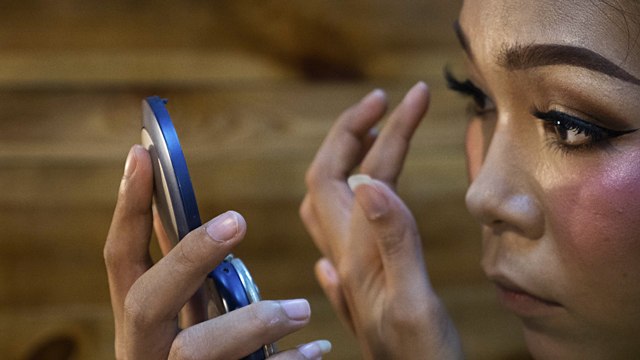 Las pestañas perfectas del backstage