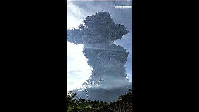 Eruption of Indonesia's Sinabung volcano spews 7km ash column