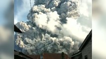 Volcano eruption in Indonesia sends ash and smoke 7km into the sky