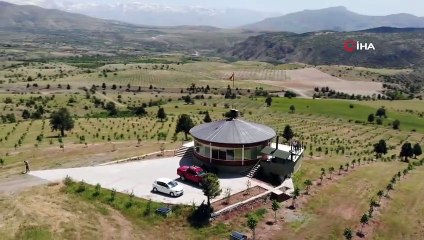 Dağ Başında 360 Derece Dönen Ev Havadan Görüntülendi