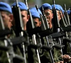 Meclis yarın yeni askerlik sistemini görüşecek