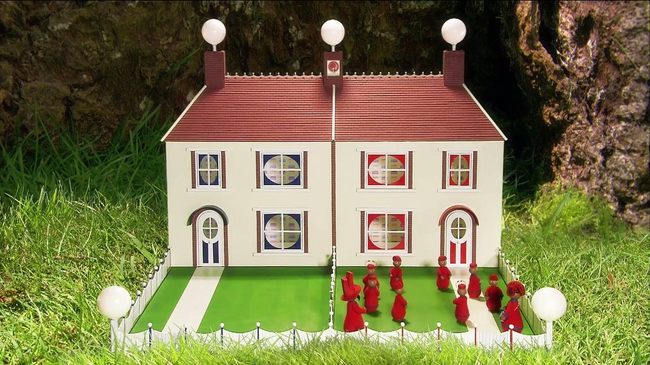 In the Night Garden 412 - Ooo Brings the Ball Indoors | Videos For Kids