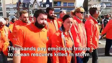 Thousands pay tribute to lifeboat crew killed at sea