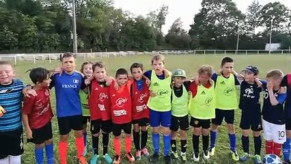 Chant de la victoire séniors repris par nos U8/U9