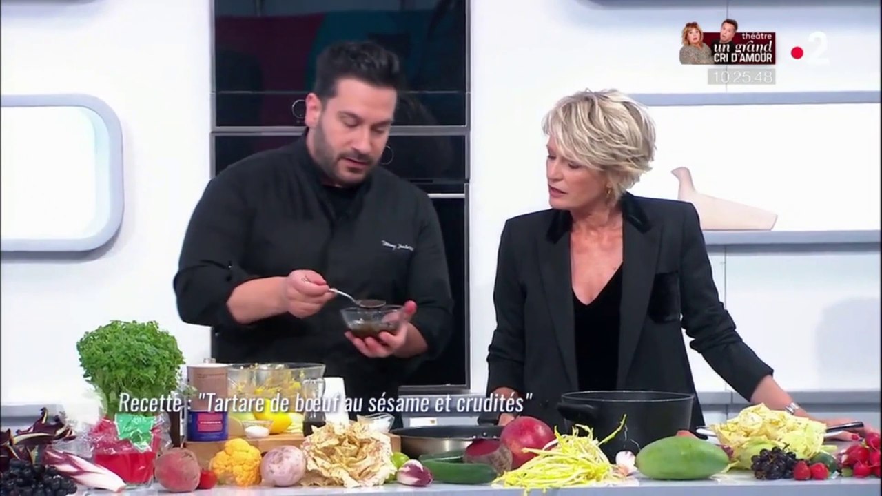 Denny Imbroisi dans l'émission "C'est au programme" le mardi 11 Juin sur France 2