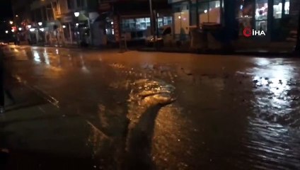 Dereler taştı Nallıhan sele teslim oldu