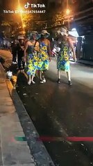 Team Tây thử một lần chơi lớn xem Việt Nam có trầm trồ