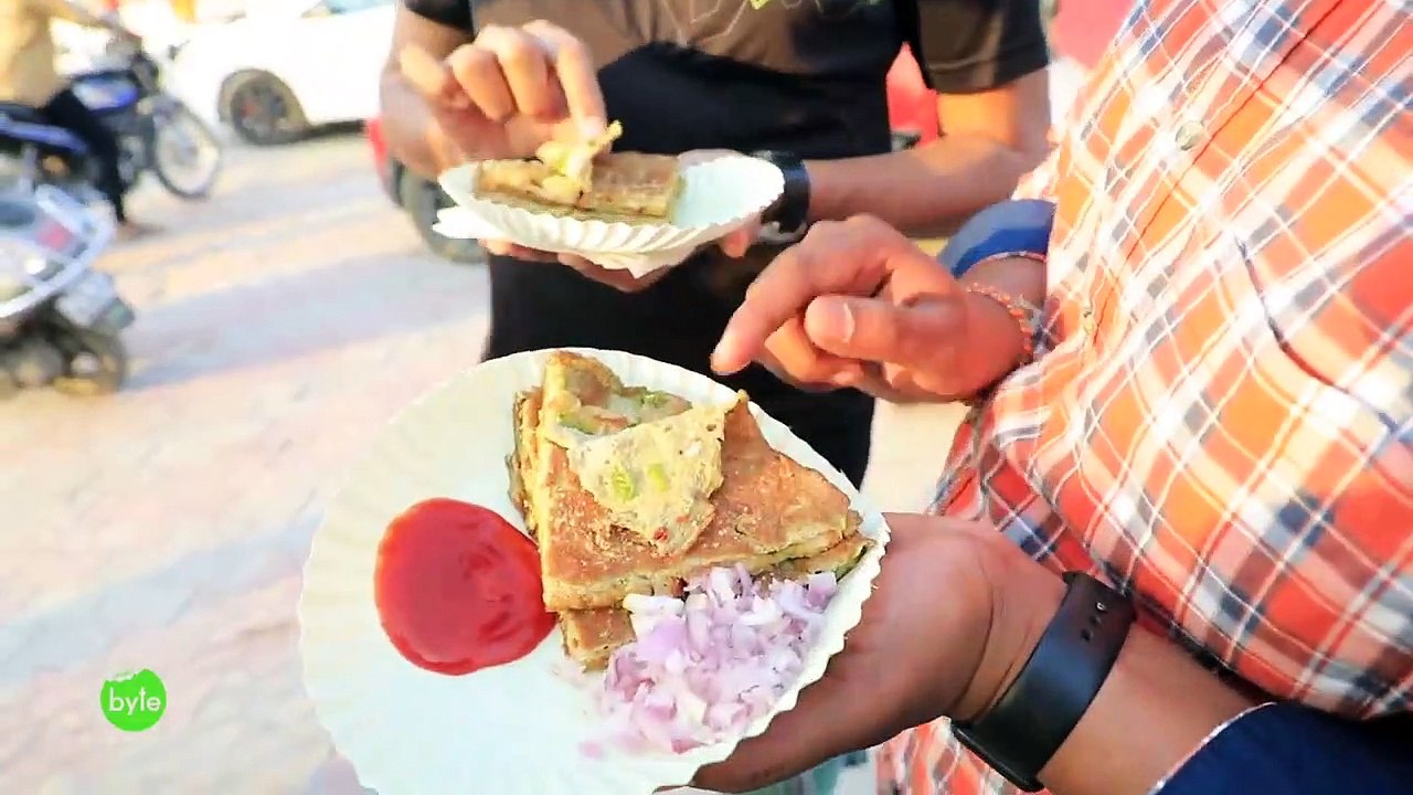 Mini Cooper Ride for an Egg Omelette | 500th Street Byte Video | Indian food