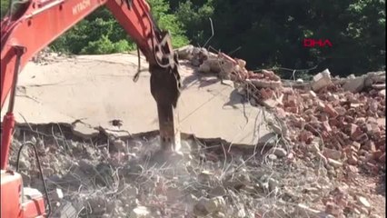 RİZE Fırtına vadisindeki kaçak yapıların yıkımı yeniden başladı EK