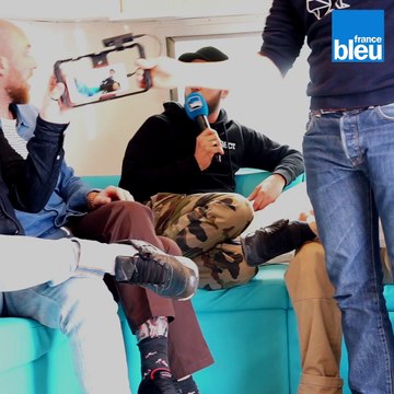 Claudio Capéo : petit, l'accordéon ça me faisait c****