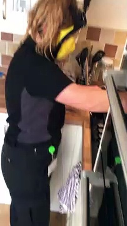 Couper les oignons sans pleurer ? Portez un masque de plongée !