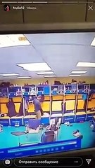 Un homme filmé dans le vestiaire du Khimki Moscou à voler les joueurs