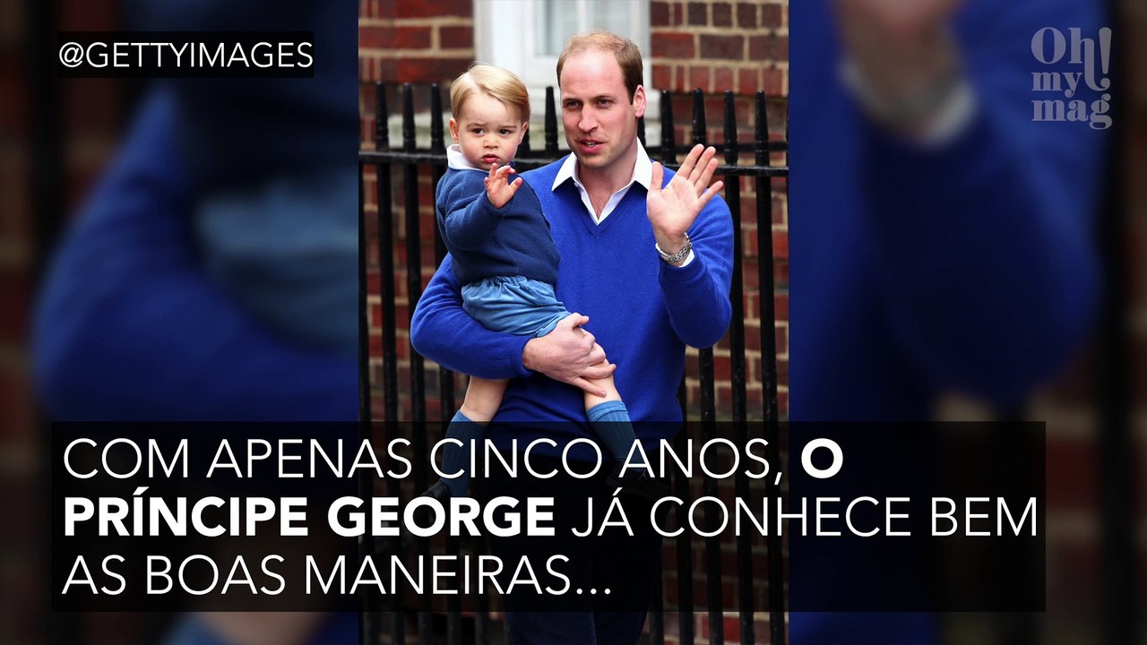 A adorável atenção do príncipe George à sua mãe Kate Middleton! (Video)