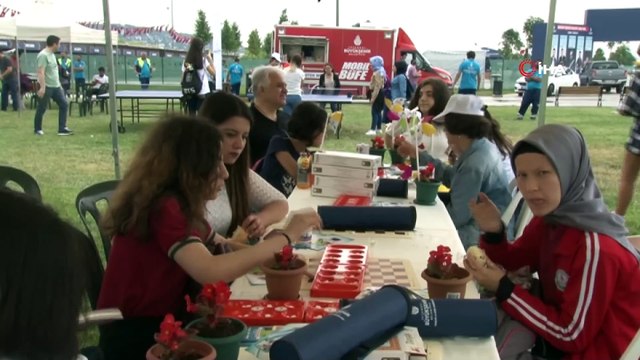 İBB, “Çevre Temizliği ve Geri Dönüşüm” konulu resim ve slogan yarışması ödül töreni düzenledi