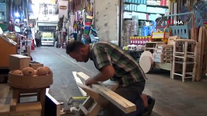 20 Yıldır Kuşlar İçin Yuva Yapıyor