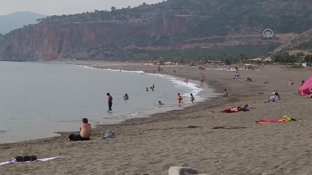 Gazipaşa'da Suriyelilerin plaja alınmaması kararına veto - Gazipaşa Belediye Başkanı Yılmaz