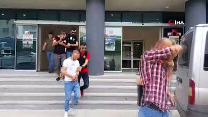 Bursa'da zehir tacirlerine operasyon: 10 gözaltı