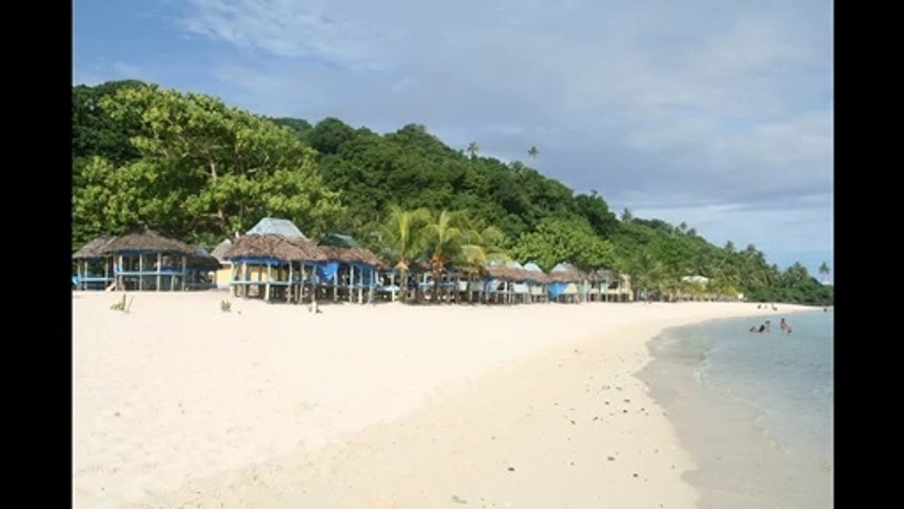 Slide show: Berni on tour traveling South Seas paradise Samoa and the seeking for faraway. UWS004044