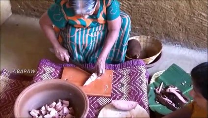 Raw Jacquier Salade préparée dans mon Village par la Mère et la Fille  la Vie du Village