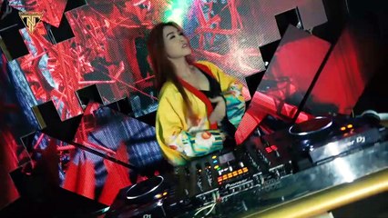 Độ Ta Không Độ Nàng Remix - Vĩnh Thuyên Kim MV ( Thúy Loan cover )