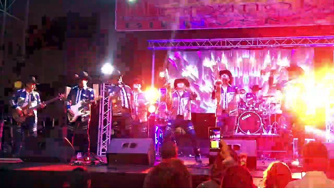 la cucaracha banda movil