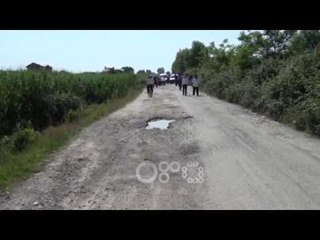 RTV Ora – Revoltohen banorët e Adriatikut, gjendja e rrugës i vështirëson jetesën