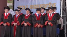 Diplomoi gjenerata e parë e studentëve të UNT-së