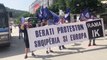 RTV Ora - Protesta e tetë e opozitës, nisen protestuesit nga Berati