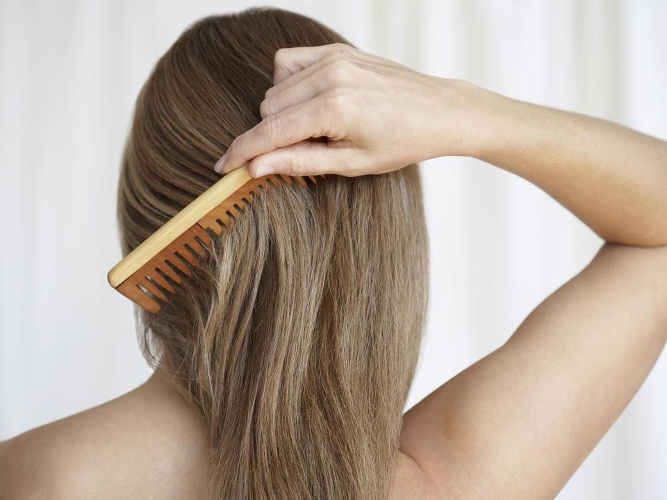 5 Foods for Healthier Hair—And the Recipe That Contains Them All
