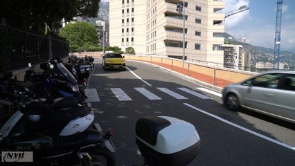 Lamborghini Urus vs Bentley Bentayga