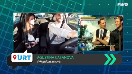 Agus Casanova se divierte en el auto de Urban