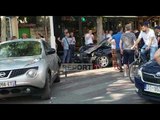 Report TV -Makina përplas katër persona te rruga e Kavajës, një rëndë