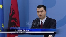 Basha: Askush nuk e shkarkon dot Presidentin