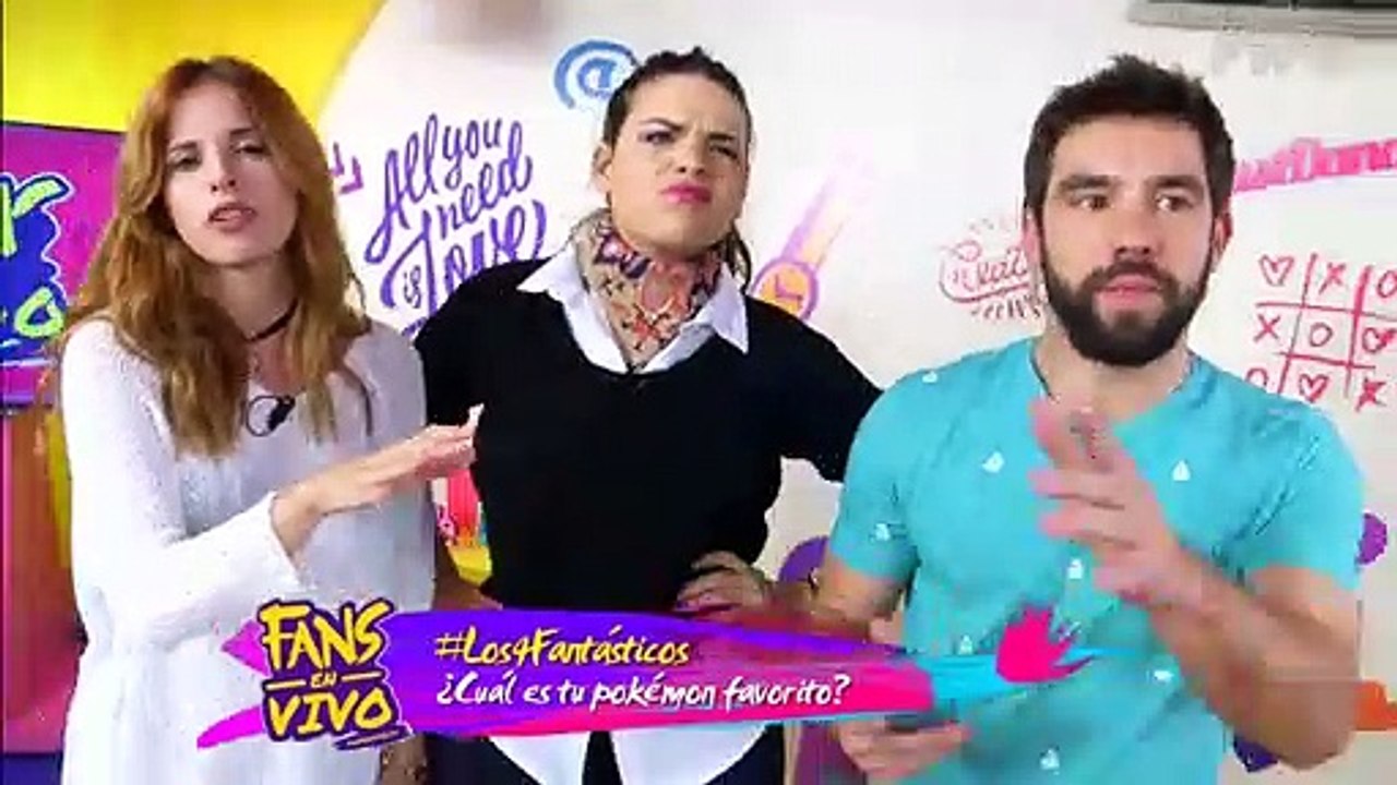 ESPECIAL FIN DE AÑO MICA CACHETES