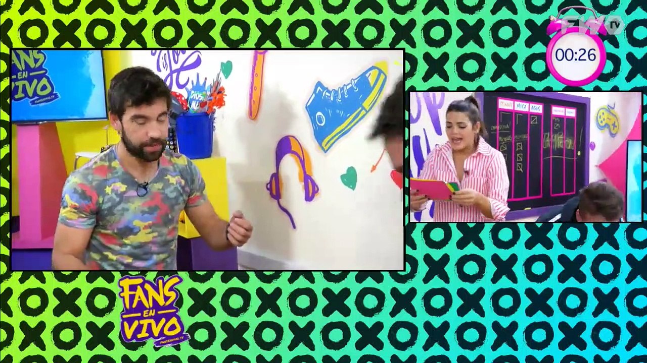 AGUS SIERRA FIN DE AÑO - agus y mica le ganan a stéfano