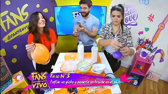 AGUS SIERRA FIN DE AÑO - Agus explota globo con harina a Cande