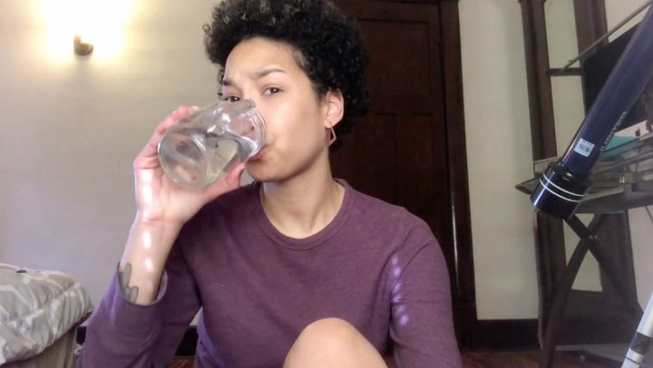 Hungover Makeup Tutorial Is Hilarious And Relatable