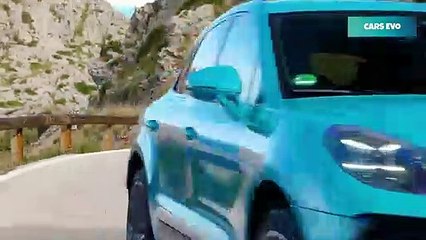 2019 Porsche Macan S - Sports  Compact SUV