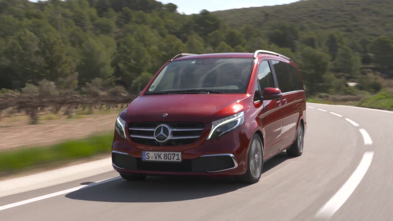 Mercedes-Benz V-Class – Testing the Luxury MPV