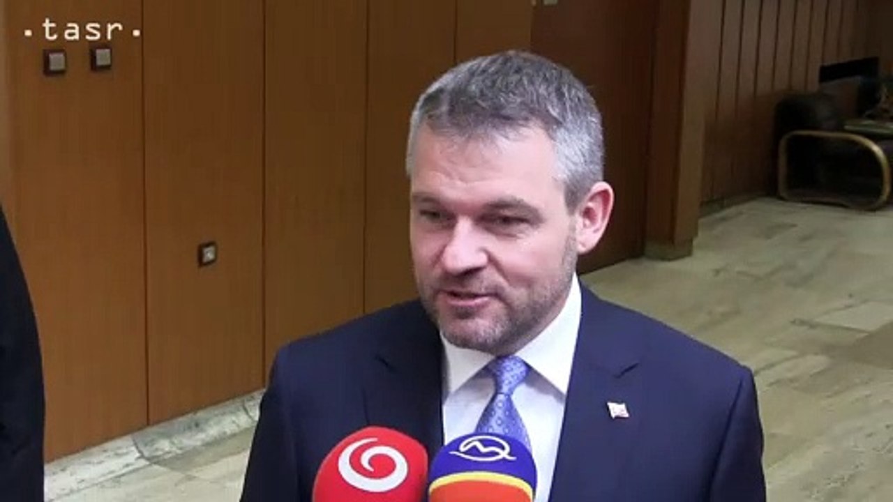 Peter Pellegrini: Je správne, že predseda strany je v regiónoch, stretáva sa s predstaviteľmi a ja sa venujem riadeniu