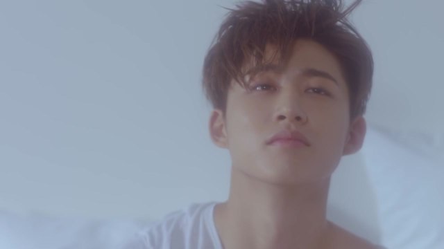 YG 소속 '비아이' 3년 전 마약 구매 의혹...YG 전속계약 해지 / YTN