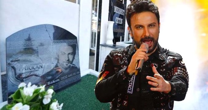 Antalya'da Tarkan'ın ölmeden mezar taşını yaptılar
