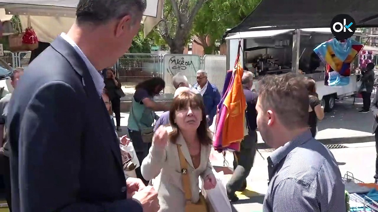 Una simpatizante del JxCAT insulta a Albiol mientras atendía a Okdiario